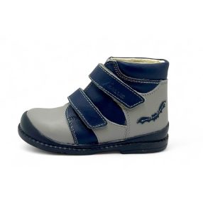 F-90 Szürke denevér