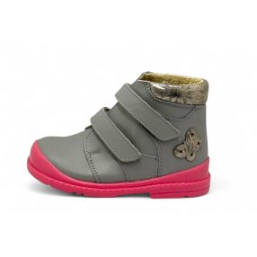 F-90 Ezüst pillangó